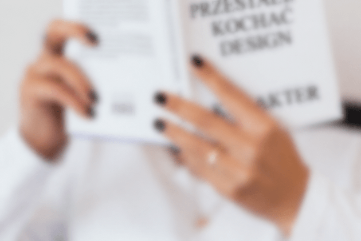 Unscharfer Nahtext als Beispiel für Alterssichtigkeit